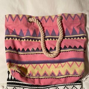 forever 21 beach bag, used twice